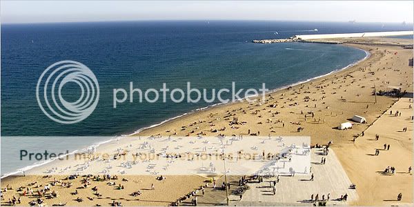 Barcelona Beach Photo by triciaspaws | Photobucket